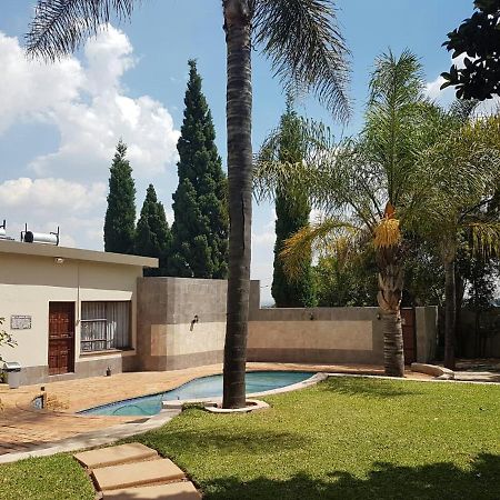 Private Apartments & Biz Stays Pretoria Exterior photo