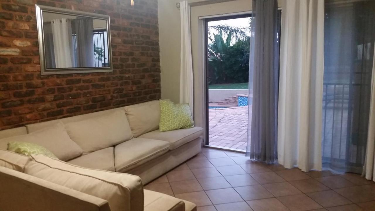 Private Apartments & Biz Stays Pretoria Exterior photo